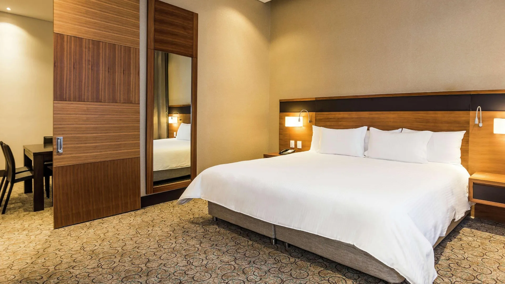 Hotel Doubletree By Hilton Bogota Parque 93