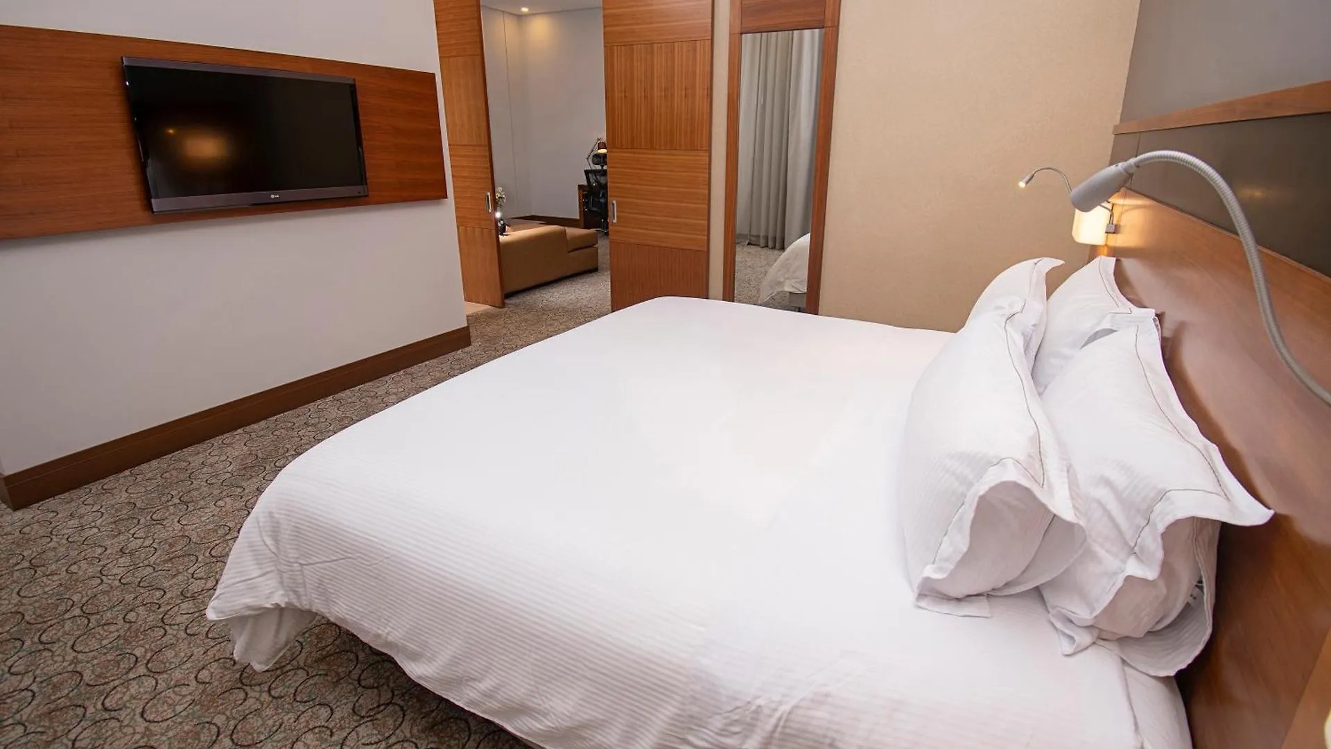 Hotel Doubletree By Hilton Bogota Parque 93
